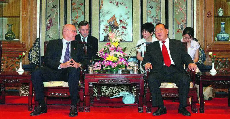 Regalo cinese allAmerica:  lo yuan diventa più elastico