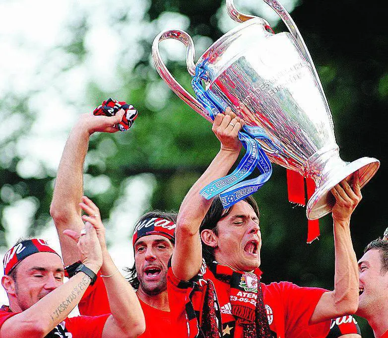 Festa senza sosta, il Milan blocca la città