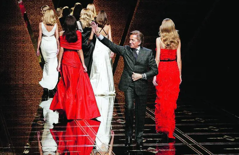 Valentino passa di mano e dice addio  alla Borsa