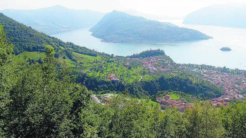 Il lago dIseo celebra per due giorni il suo olio