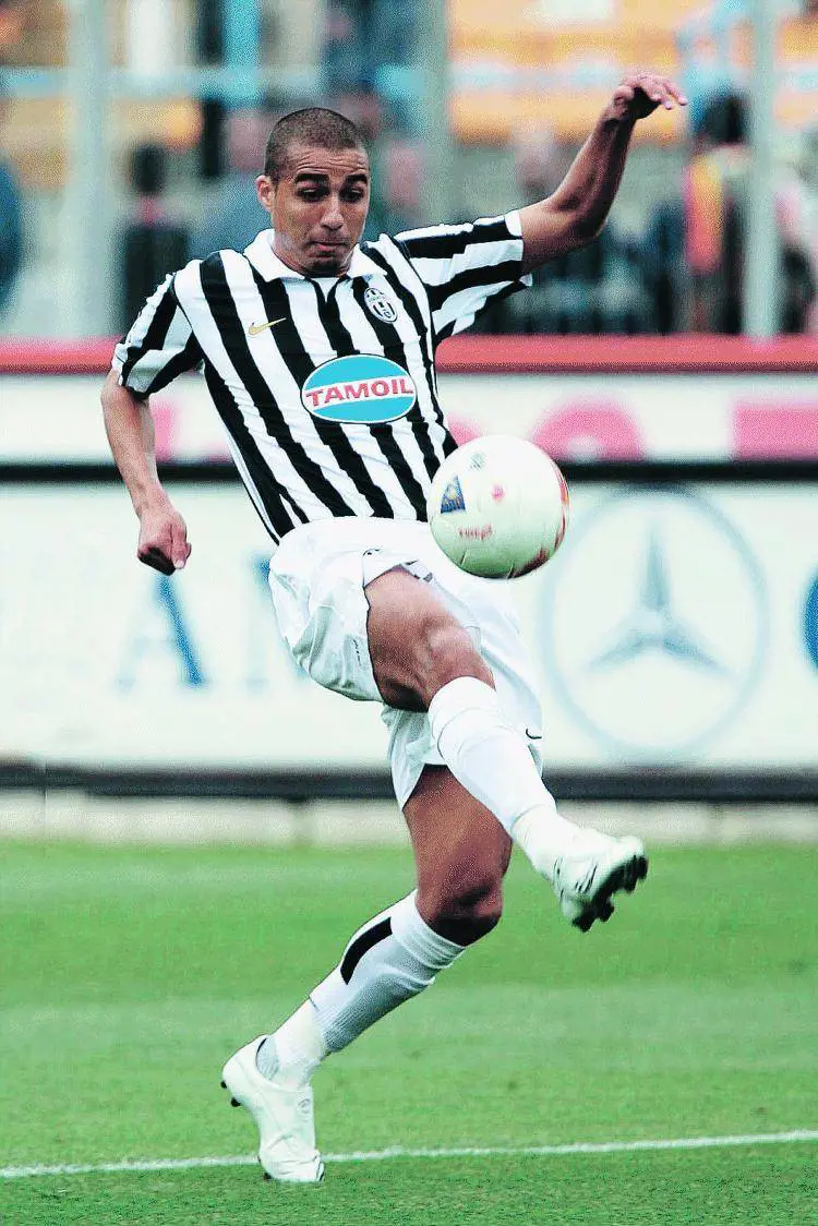 Mercato, dopo Trezeguet anche 
Camoranesi scappa dalla Juve