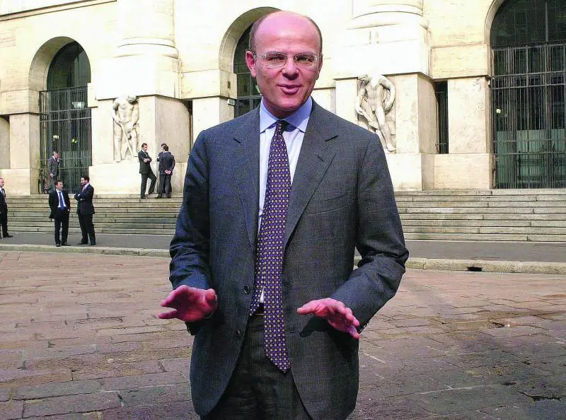 Intesa cancella Eurizon e Greco se ne va