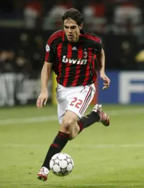 Galliani: "Clausola Kakà? Non c’è, piuttosto mi taglio un dito"