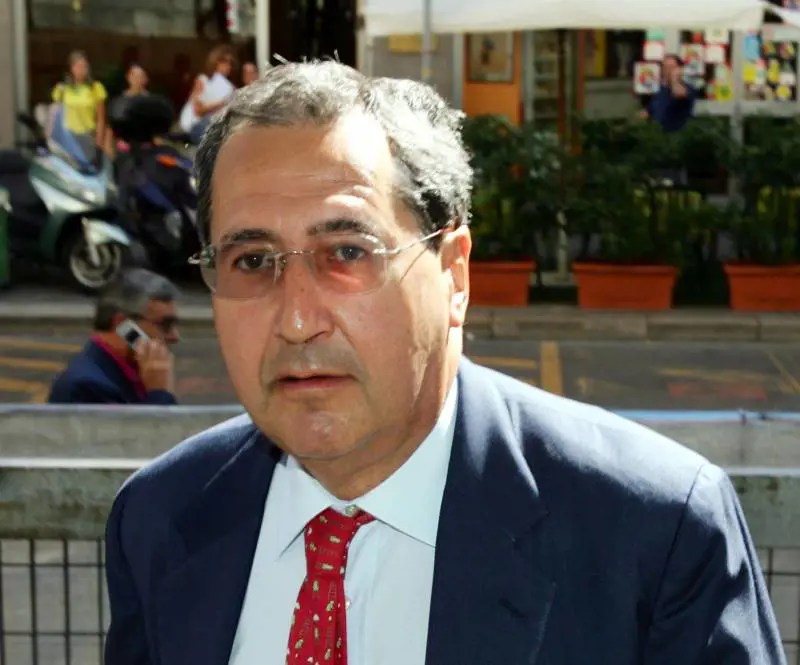 L'avvocato Bovio suicida nel suo studio