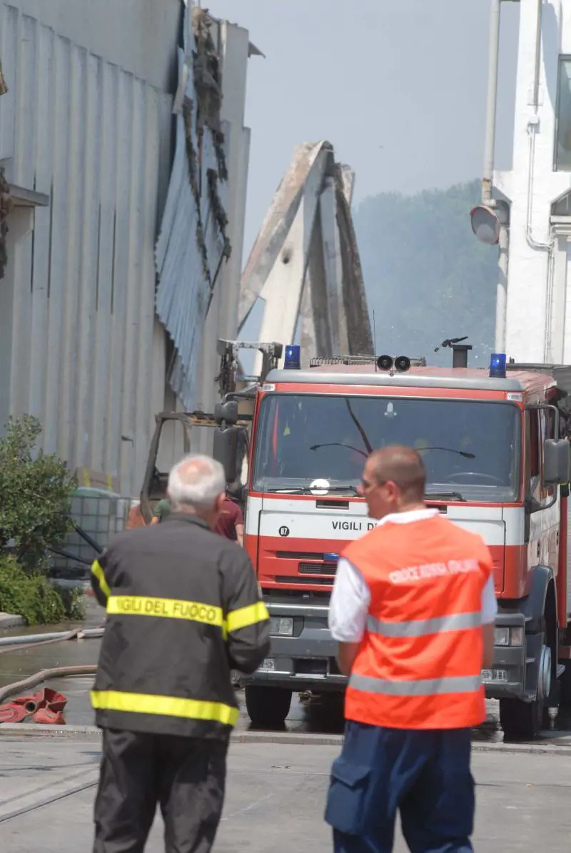 Esplode fabbrica chimica: 
morto un operaio