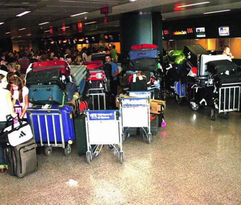 Fiumicino, caos e ritardi a causa dei black-out