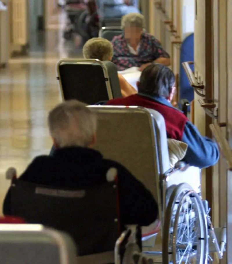 «Il calvario di nostra madre nella clinica lager»