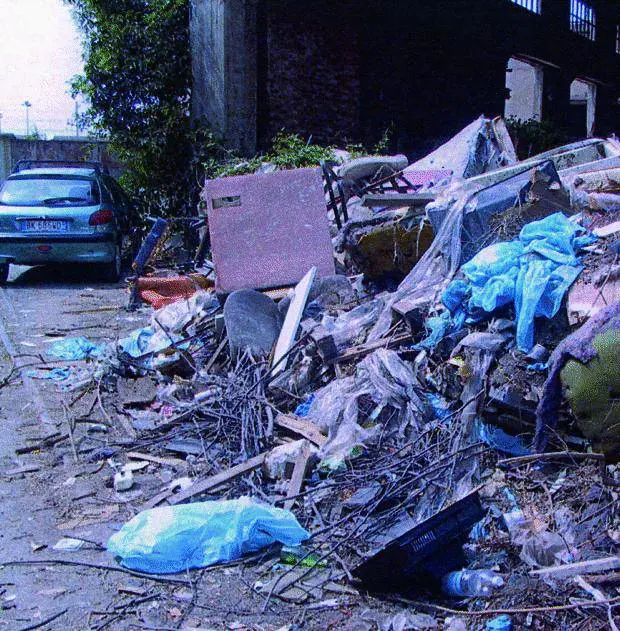 «Accoglienza e repressione per i clandestini irregolari»