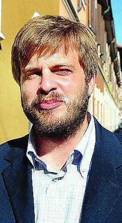 Cultura, Sgarbi litiga con i compagni: «Bugiardi»