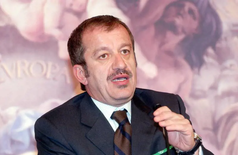 Maroni: "Troppi abusi. Chi ne ha approfittato ha fatto una furbata"