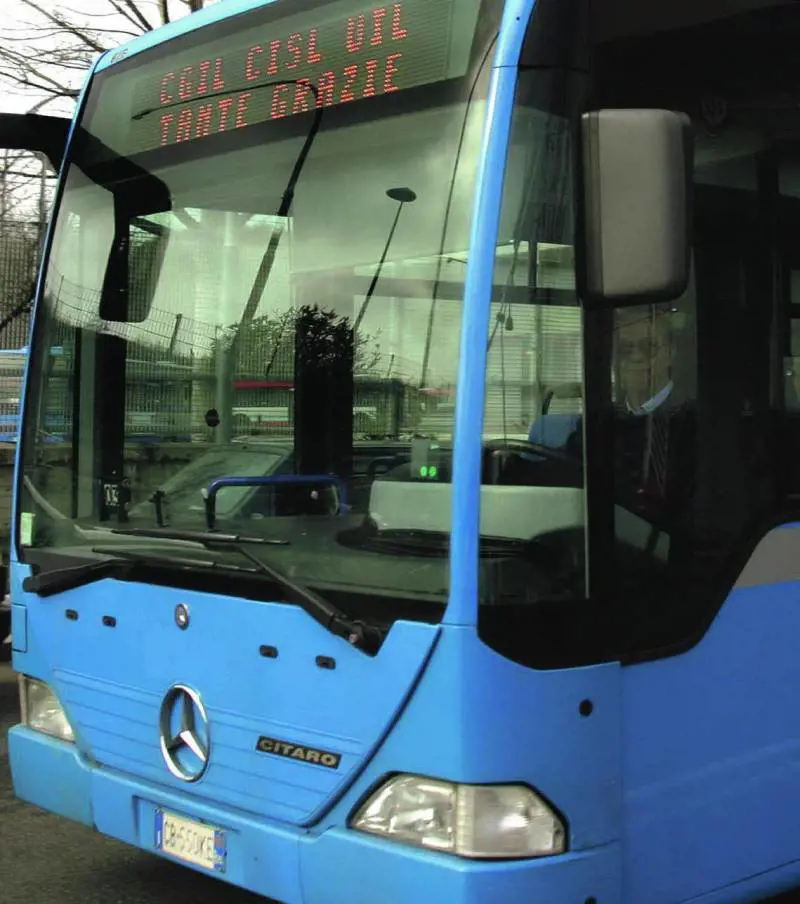 Trasporto scolastico nella bufera