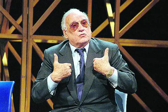 Biondi querela Grillo per diffamazione