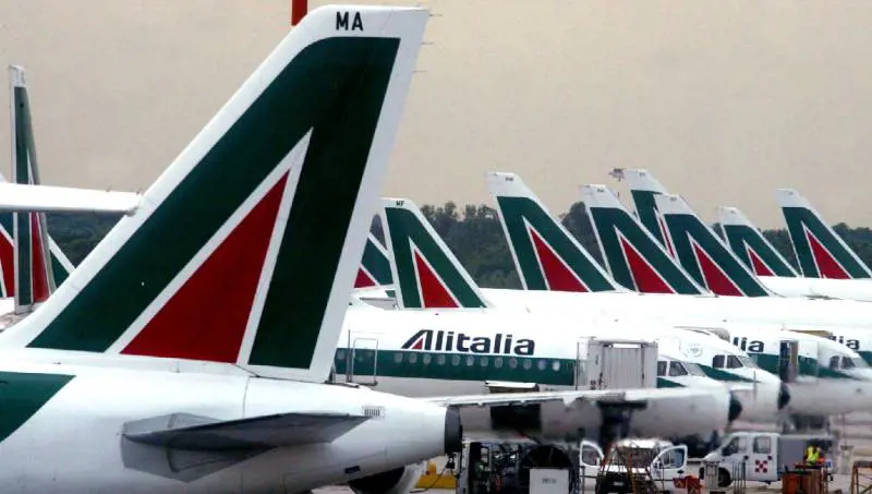 "Alitalia non può reggere due hub, a Malpensa perde 200 milioni"