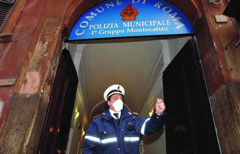 Ladri nella sede dei vigili urbani