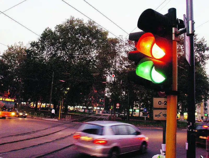 Ticket, la (finta) dogana di Opera:  «faremo pagare chi arriva da Milano»