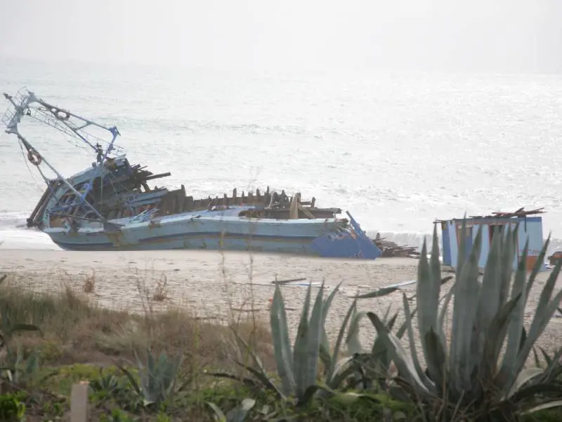 Sbarchi tragici: 6 clandestini 
morti in Calabria, 8 in Sicilia