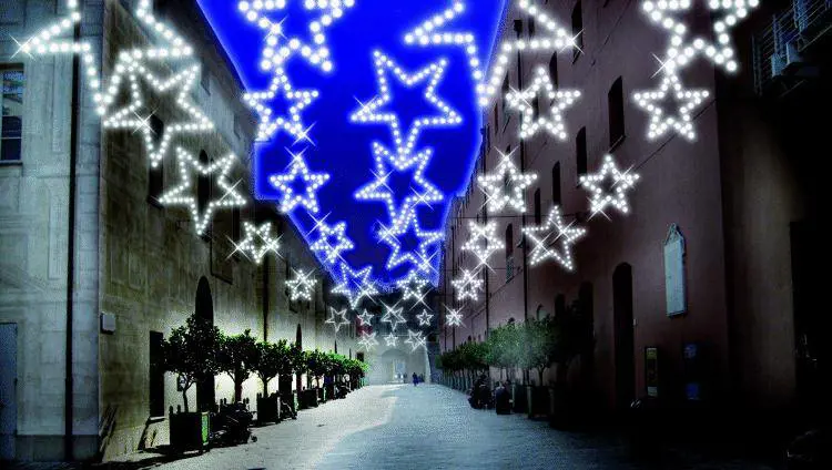 Cascata di luci al Porto Antico sul cioccolato e Babbo Natale