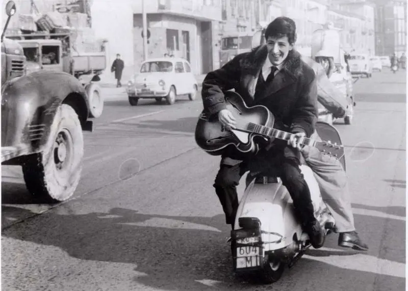 Lambretta, il mito "sgasato" contro la Vespa chic