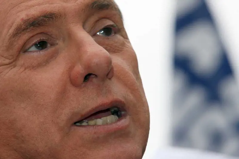 Gogna mediatica contro il Cavaliere