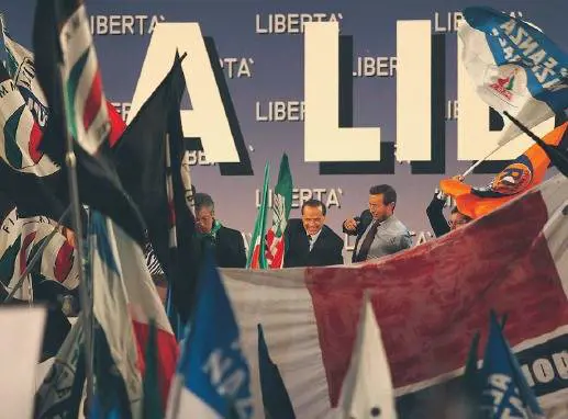 Berlusconi: "Al voto senza perdere tempo, no al governo di unità"