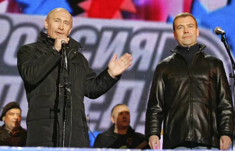 Russia, Medvedev: "Continuerò la linea di Putin"