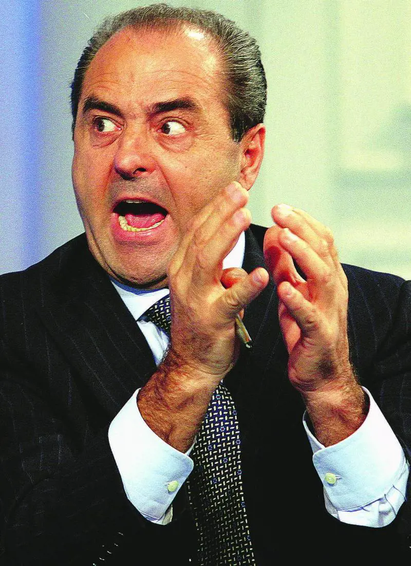 Di Pietro imbocca la corsia preferenziale Al pm bastano otto giorni per archiviare