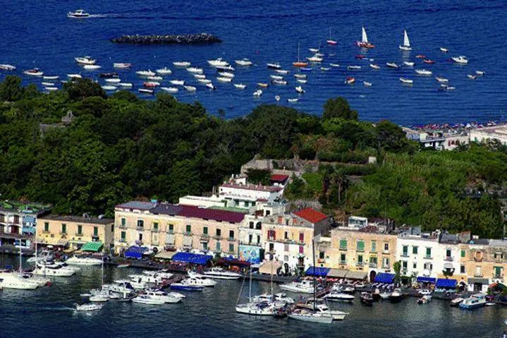 Il Banco di Chiavari fa rinascere il marchio