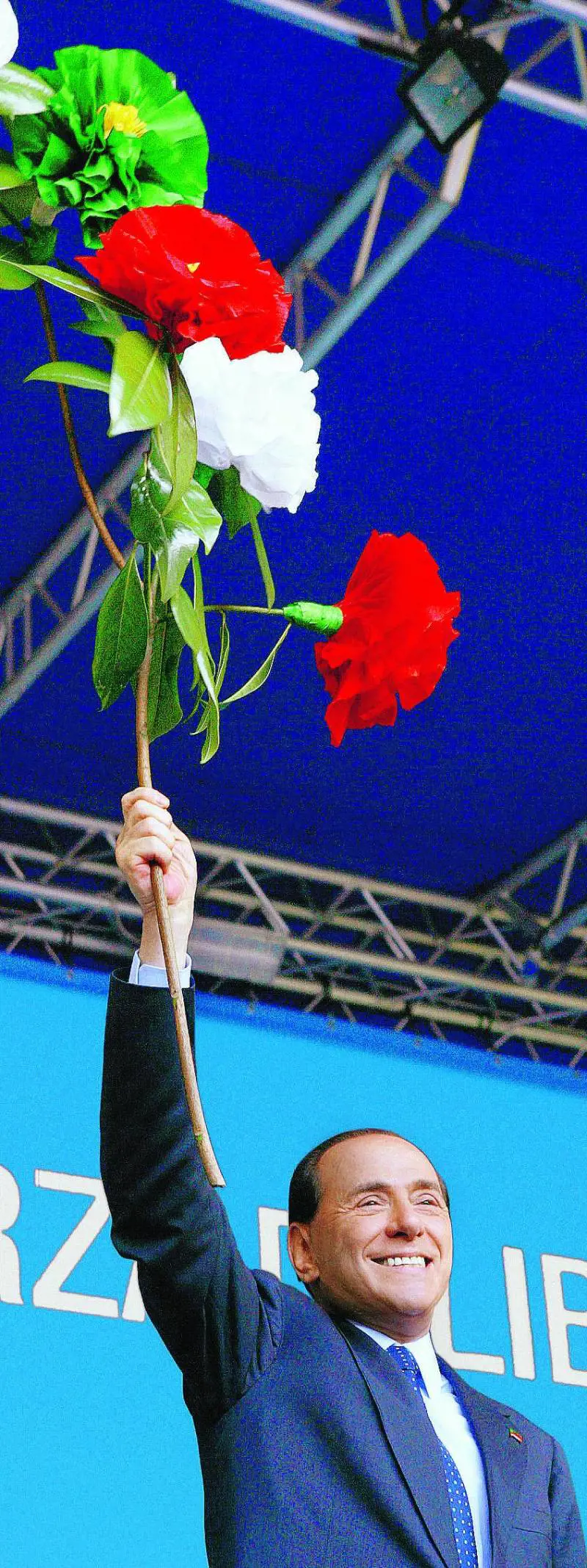 La priorità del Cavaliere «Abbassare le tasse alle famiglie numerose»