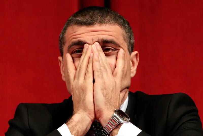 Pecoraro: "Rinuncio all'immunità"