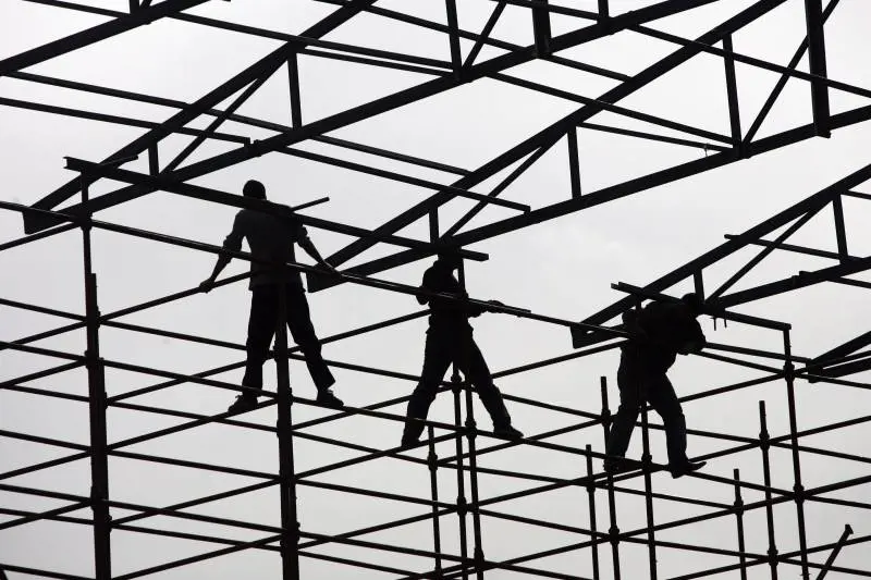 Puglia, controlli in 150 aziende: 120 irregolari