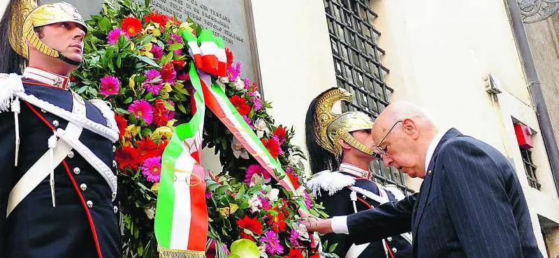 Napolitano: basta tribune tv agli ex terroristi