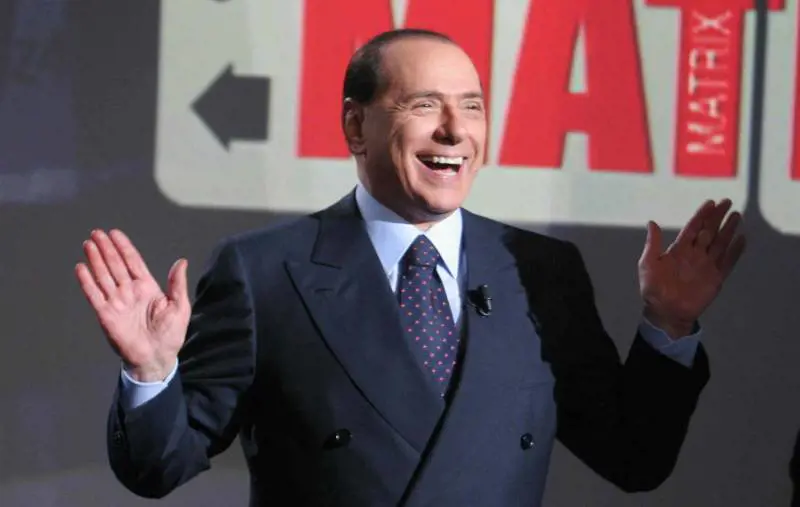 Sottosegretari: 39 posti, 100 aspiranti Berlusconi stringe