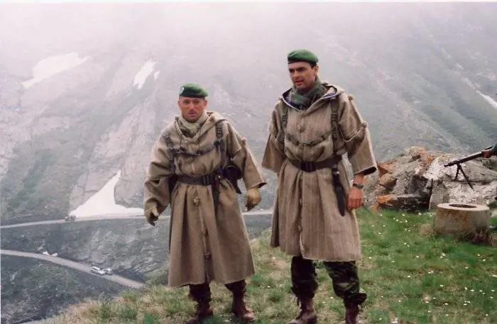 Legionari, come ti trasformi in un gelido killer