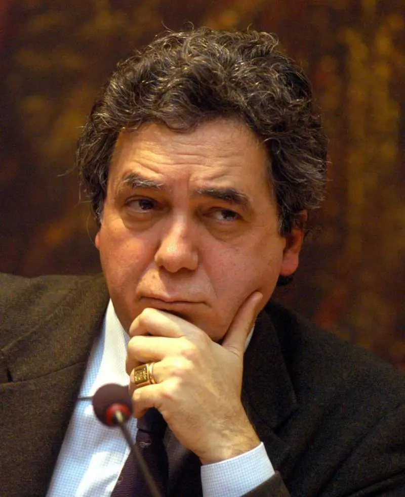 Le minestre riscaldate servite da Marta