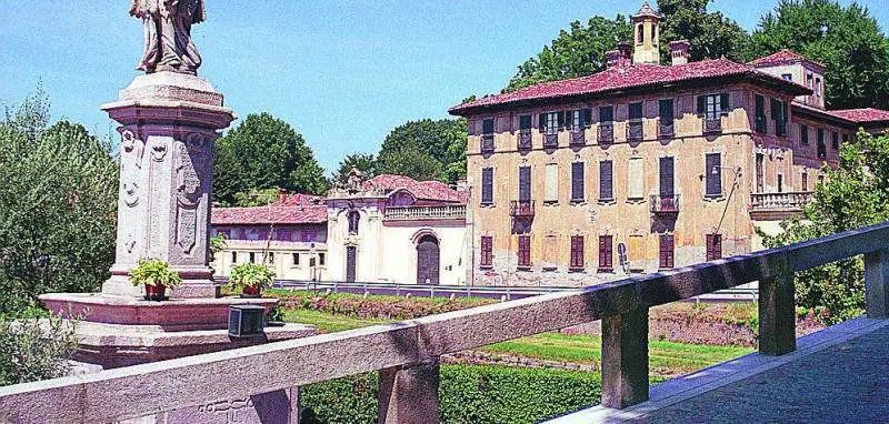 Brutte ma ottime: la sagra delle rane fritte