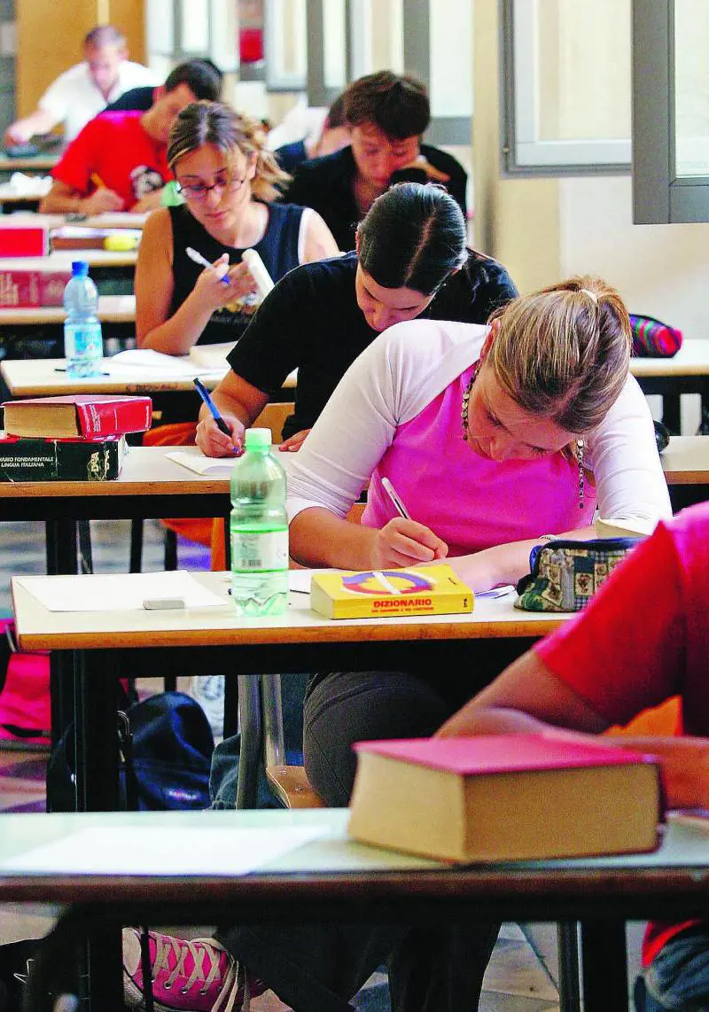 Maturità, ultime ore di paura Domani cè il tema di italiano