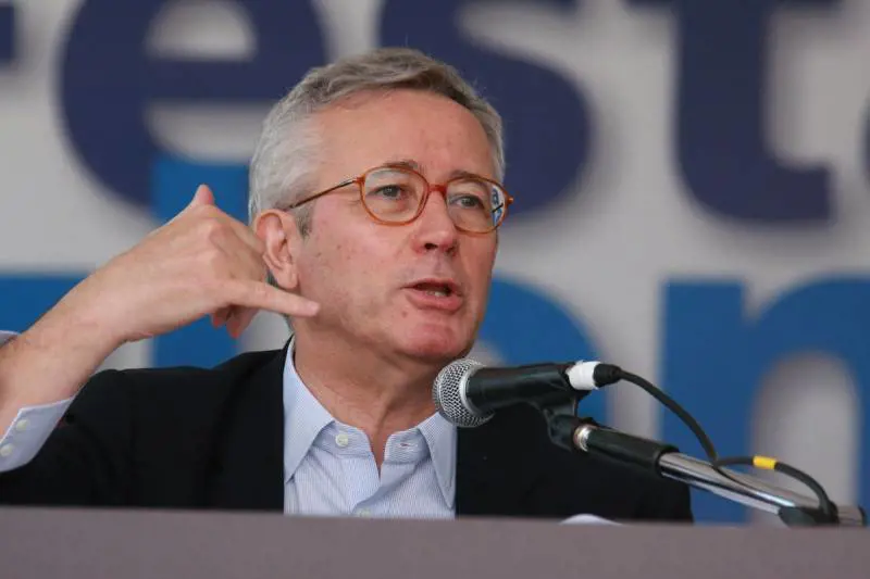 Tremonti: "La sinistra pensa agli yacht..."