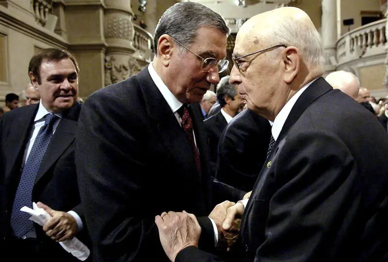 Csm, retromarcia sul blocco dei processi