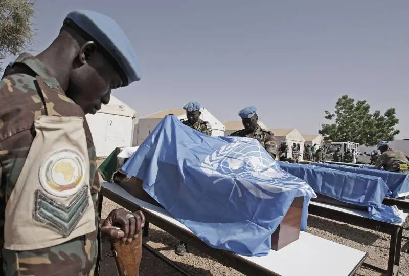 "Arrestate il presidente del Sudan: genocidio"