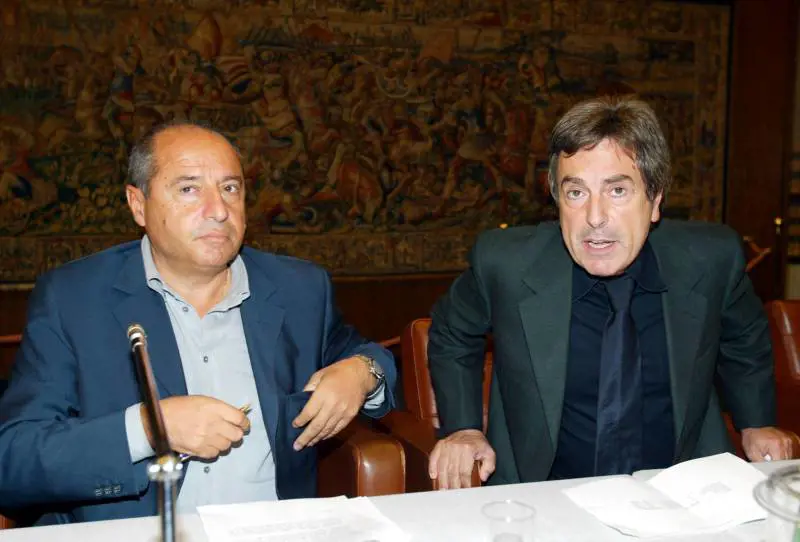 Rai, il cda sposta Saccà: 
"Illegale, farò ricorso" 
A Rai Fiction Del Noce