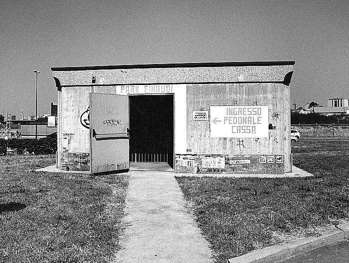 Ravasio fotografa una Milano in bianco e nero