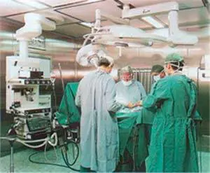 Tredicenne inglese rifiuta cure 
I giudici: ha il diritto di morire