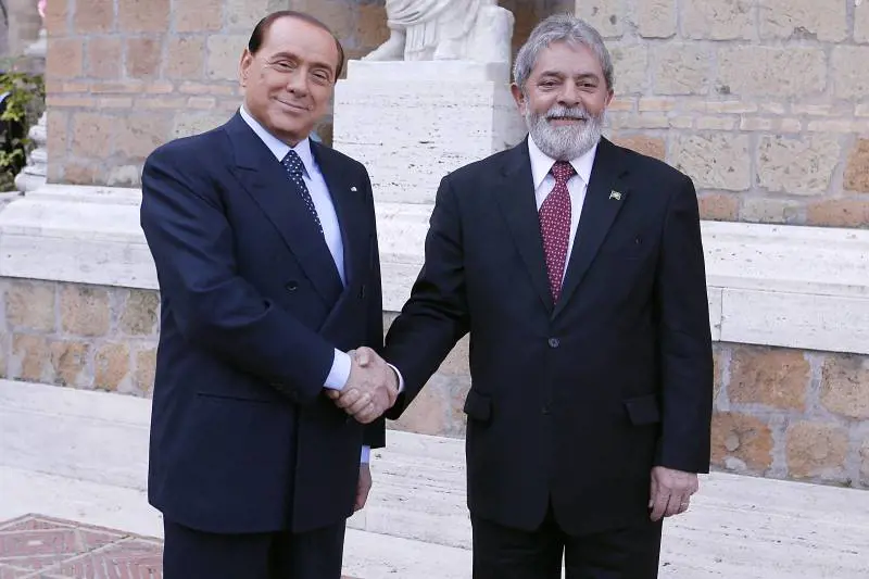 Berlusconi a Obama: priorità legame con Russia