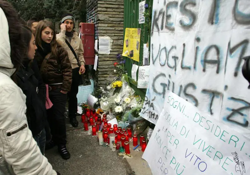 Torino: migliaia di persone ai funerali di Vito