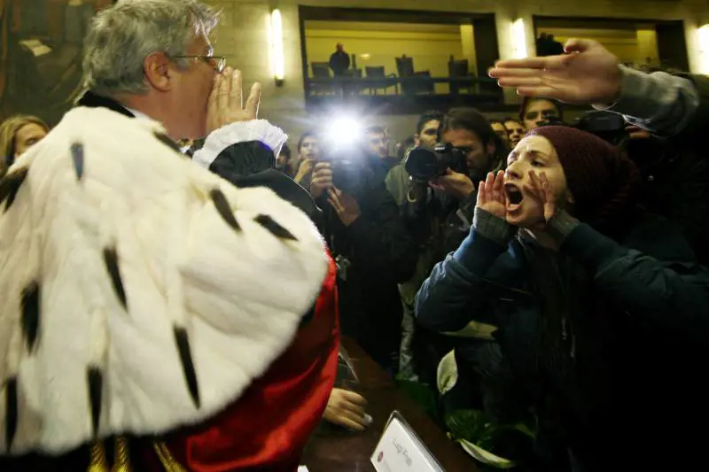 Onda, blitz alla Sapienza: stop all'inaugurazione