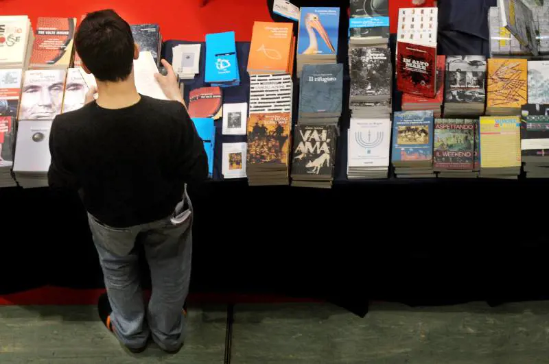 I giovani lontani dai libri?  
Macché, comprano on line