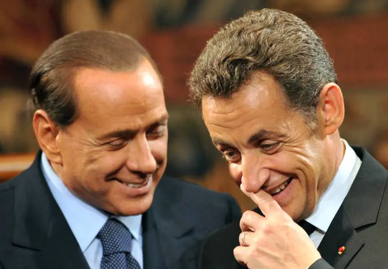 Europa, accordo sul clima 
Sarkozy: "Grazie Silvio"