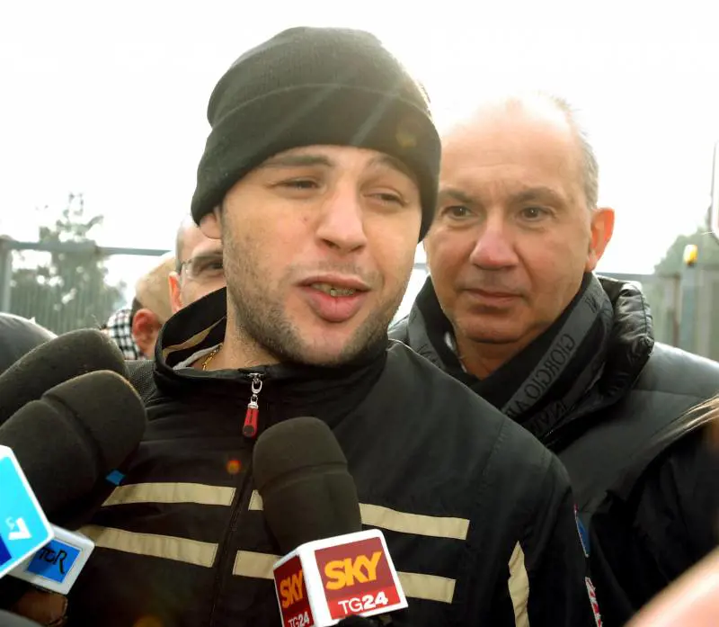 Azouz ci ripensa: "Voglio restare in Italia"