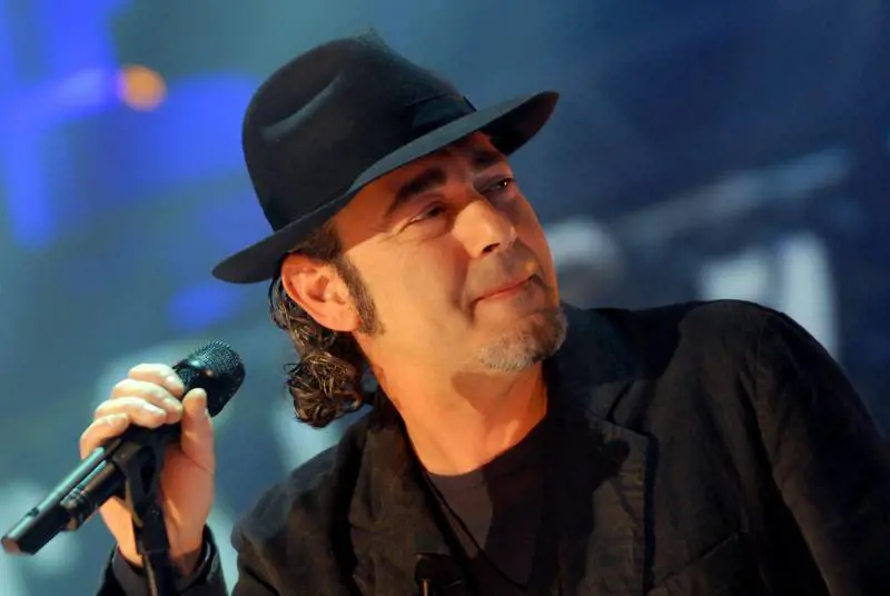 "Vi presento il lato nascosto dei cantautori" 