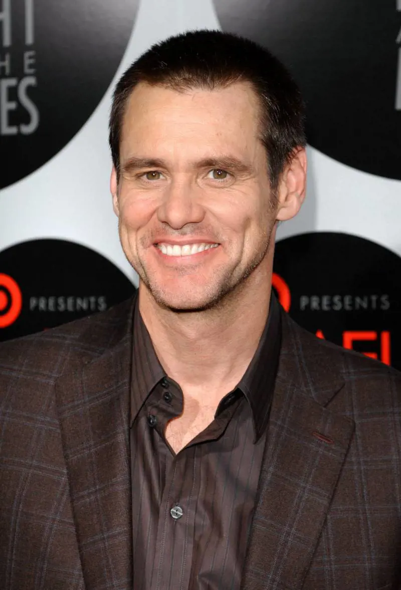 Caccia alla star di Hollywood 
Ma è il Sanremo dell’austerità